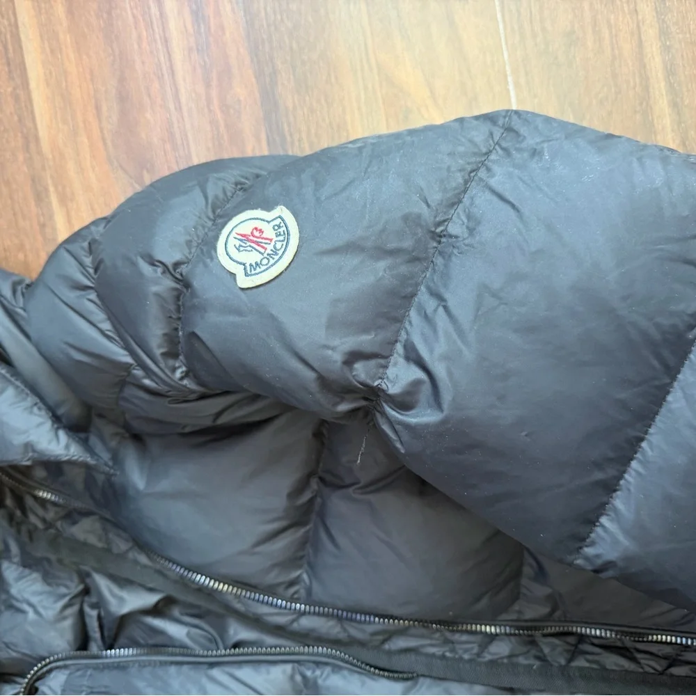 Woman’s Moncler Puffer Jacket - Picture 2 of 5